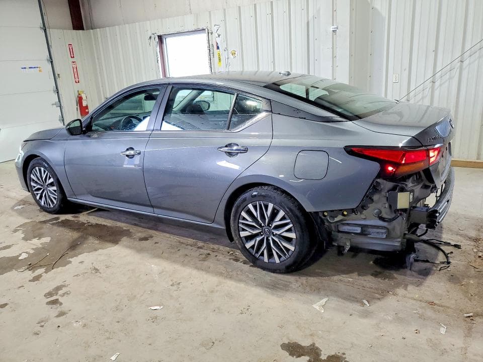 2025 NISSAN ALTIMA SV 2