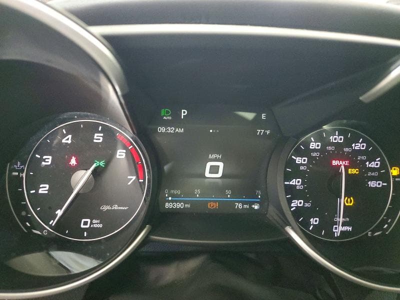 2019 ALFA ROMEO GIULIA (952) 9