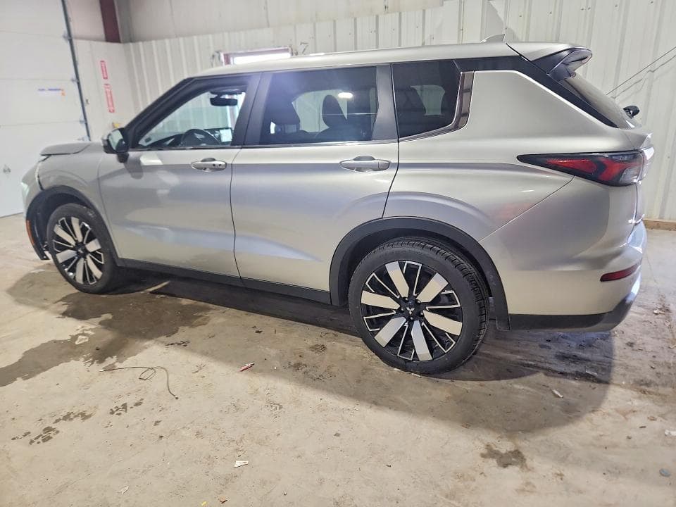 2025 MITSUBISHI OUTLANDER SE 2