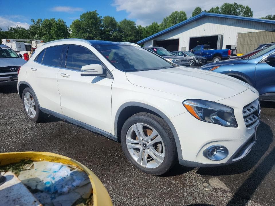 2018 MERCEDES-BENZ GLA 250 4MATIC 4