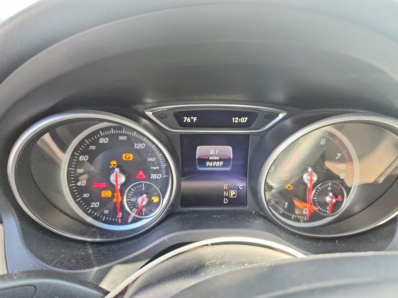 2018 MERCEDES-BENZ GLA 250 4MATIC 9
