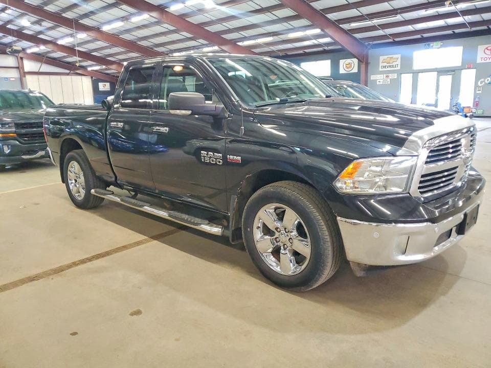 2017 RAM 1500 SLT 4
