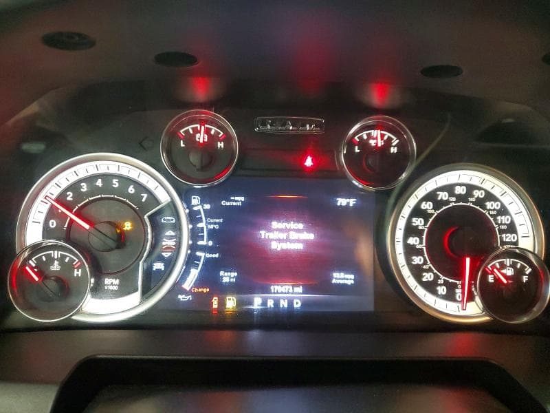 2017 RAM 1500 SLT 9
