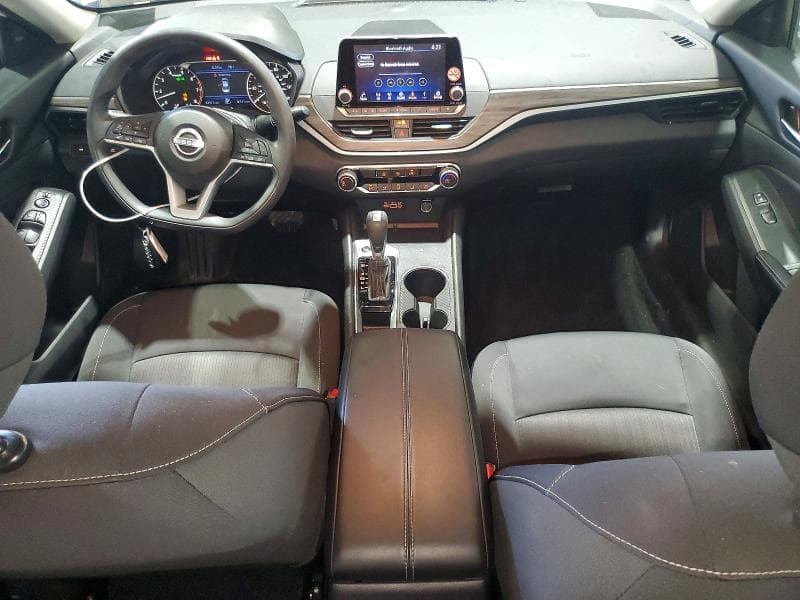 2025 NISSAN ALTIMA SV 8