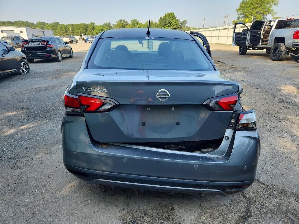 2021 NISSAN VERSA S 6
