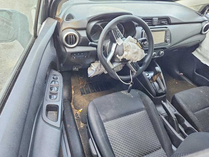 2021 NISSAN VERSA S 8