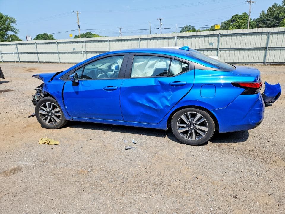 2021 NISSAN VERSA SV 2