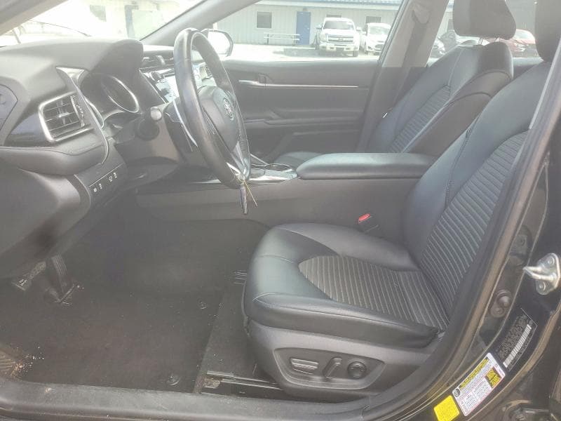 2020 TOYOTA CAMRY SE 7