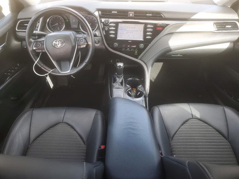2020 TOYOTA CAMRY SE 8