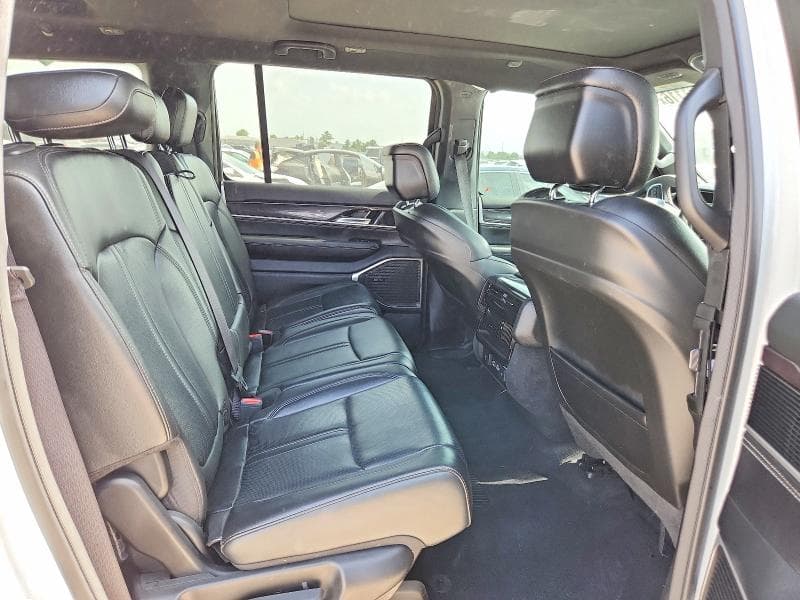 2023 JEEP WAGONEER SERIES I 11