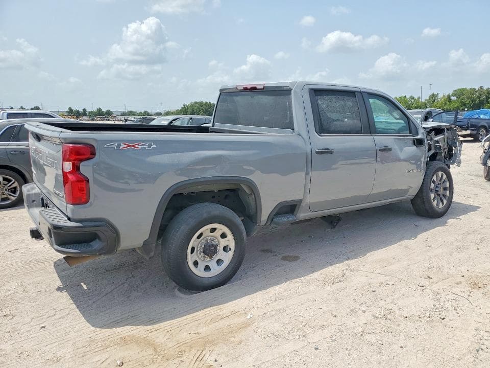 2025 CHEVROLET SILVERADO K2500 CUSTOM 3