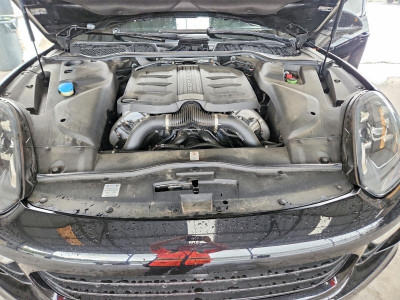 2018 PORSCHE CAYENNE S 11