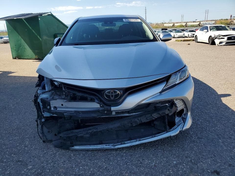 2018 TOYOTA CAMRY LE 5
