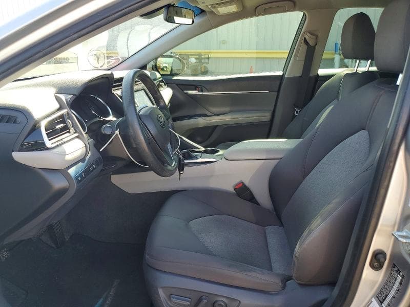 2018 TOYOTA CAMRY LE 7