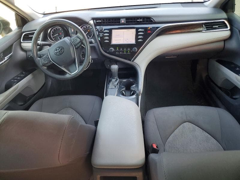 2018 TOYOTA CAMRY LE 8