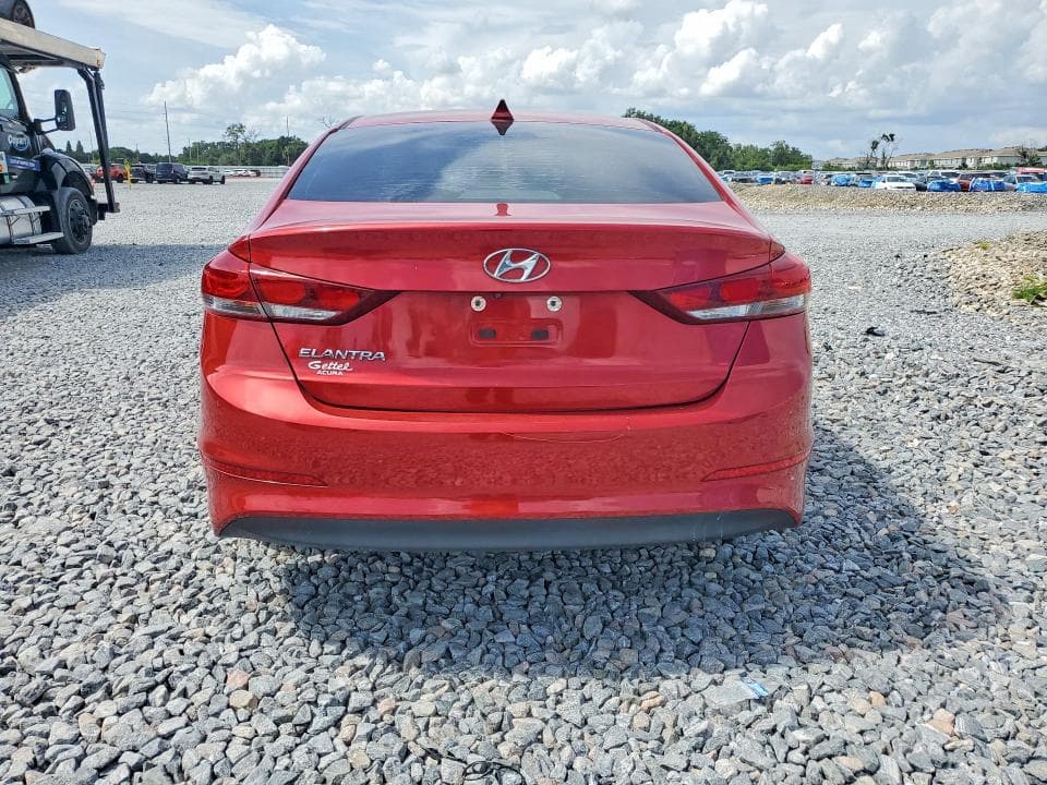 2017 HYUNDAI ELANTRA SE 6
