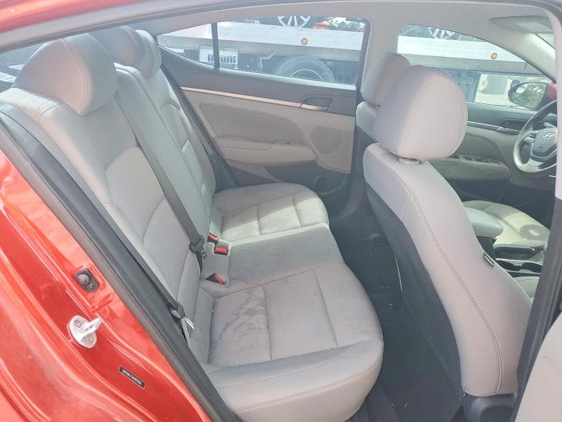2017 HYUNDAI ELANTRA SE 10
