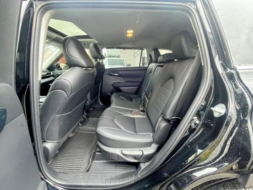 2023 TOYOTA HIGHLANDER XLE 11