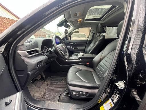 2023 TOYOTA HIGHLANDER XLE 5