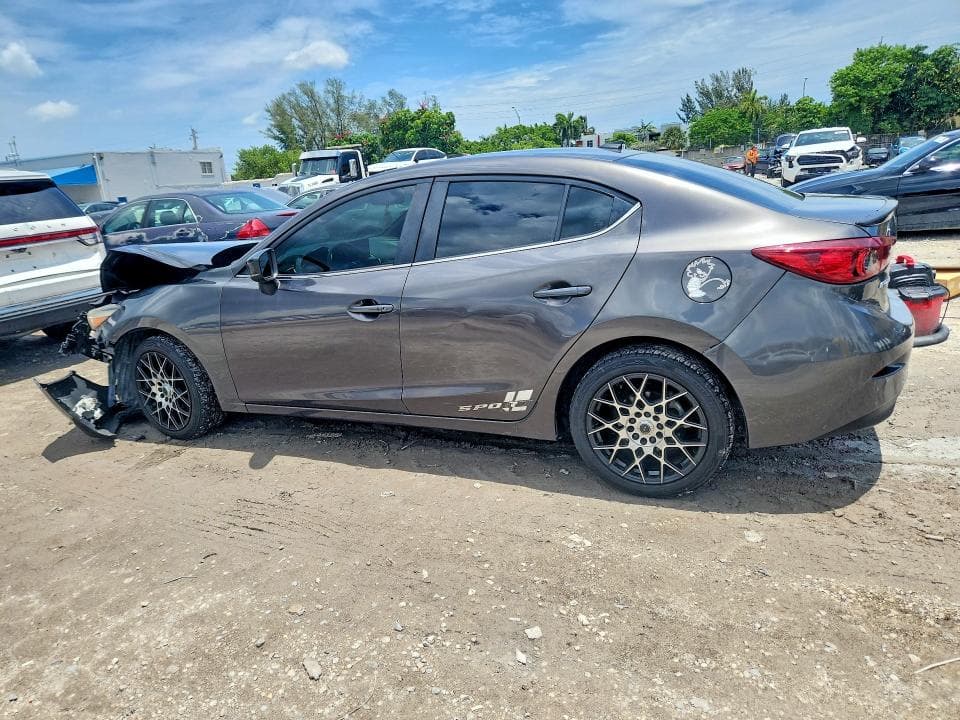 2017 MAZDA 3 TOURING 2