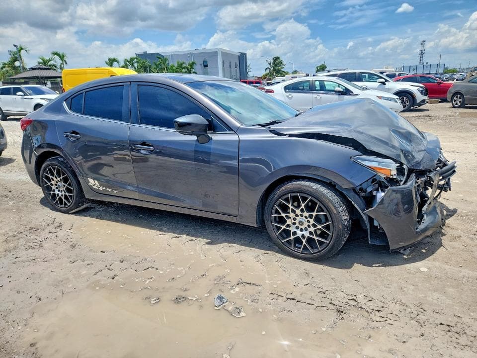 2017 MAZDA 3 TOURING 4