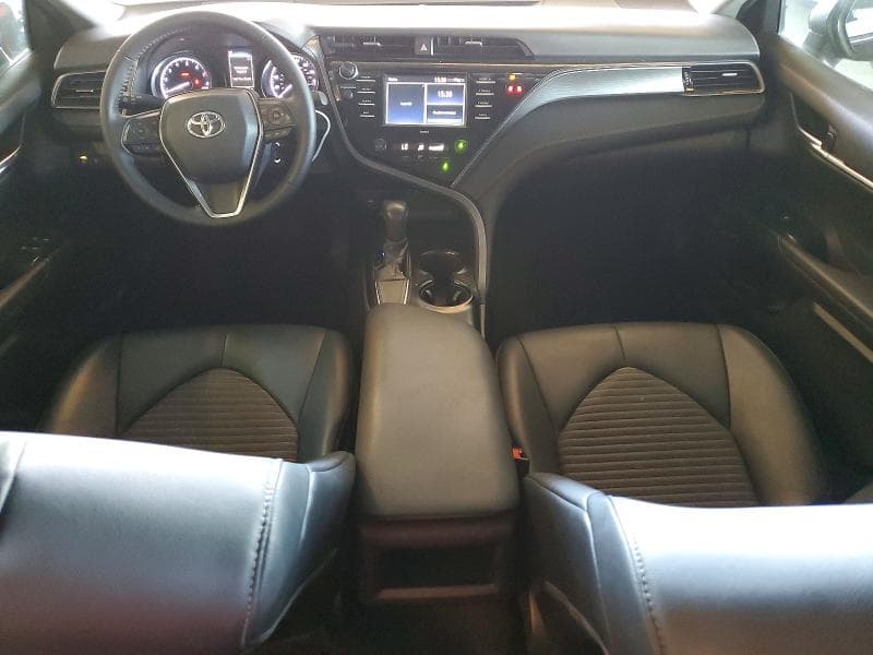 2020 TOYOTA CAMRY SE 8