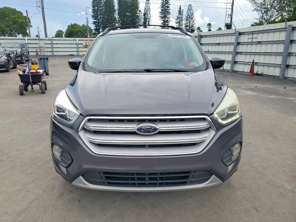 2017 FORD ESCAPE SE 5