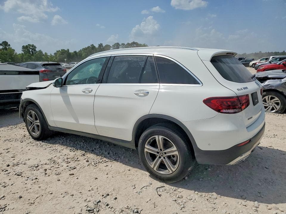 2021 MERCEDES-BENZ GLC 300 2