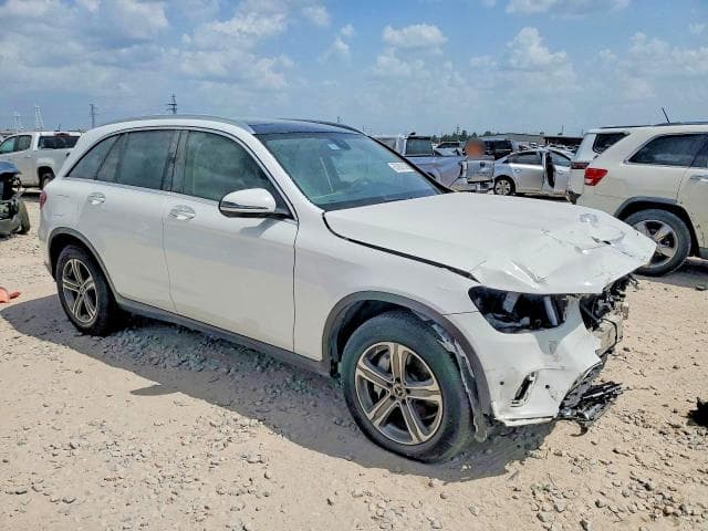 2021 MERCEDES-BENZ GLC 300 4