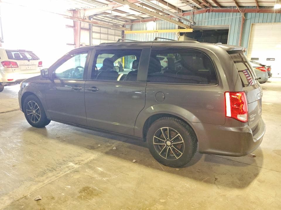2018 DODGE GRAND CARAVAN GT 2