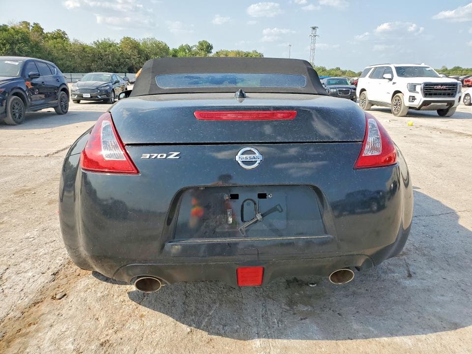 2019 NISSAN 370Z ROADSTER 6