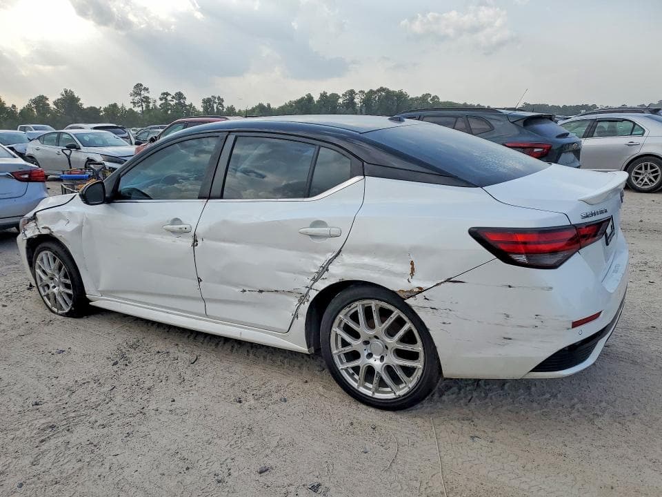 2024 NISSAN SENTRA SR 2