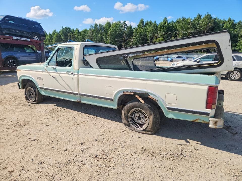 1982 FORD F100 2