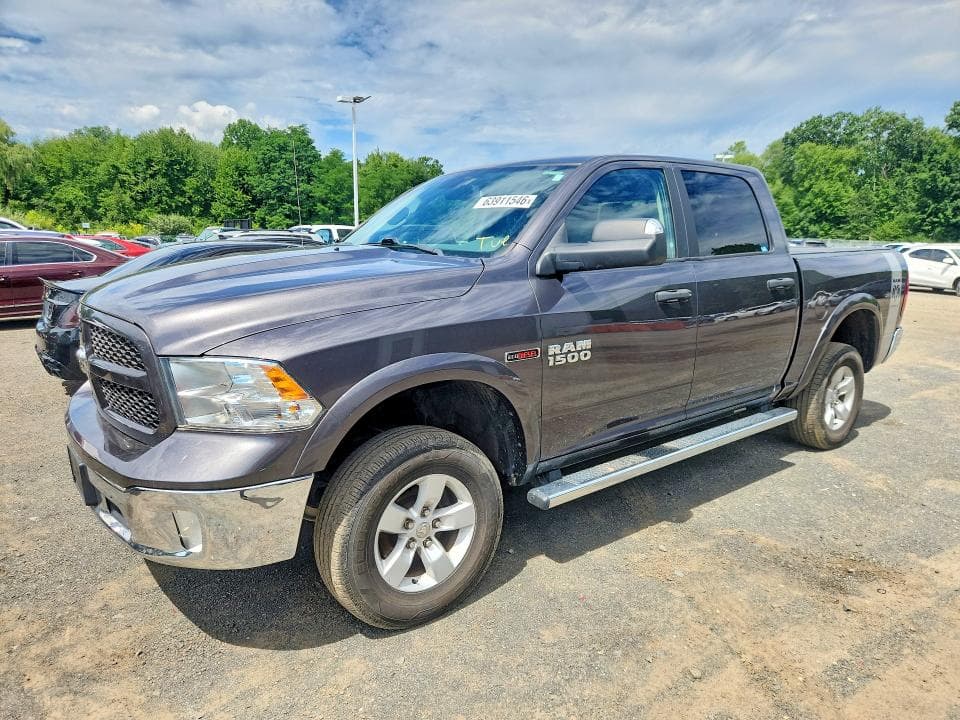 2018 RAM 1500 SLT - 1