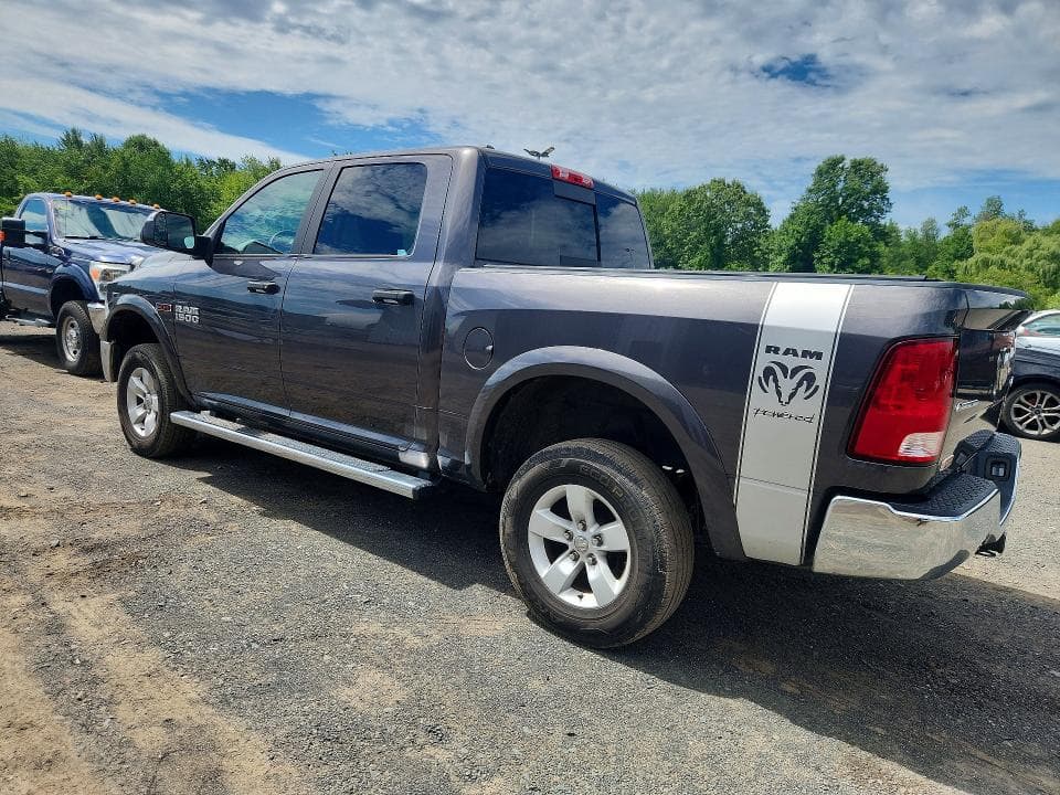 2018 RAM 1500 SLT 2
