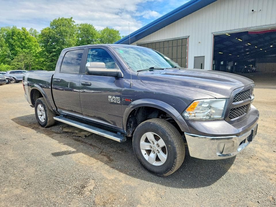 2018 RAM 1500 SLT 4