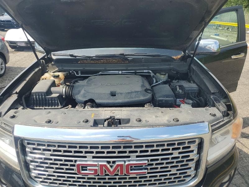 2017 GMC CANYON DENALI 11