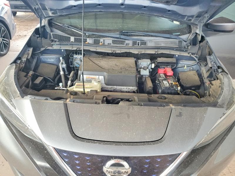2019 NISSAN LEAF S 11