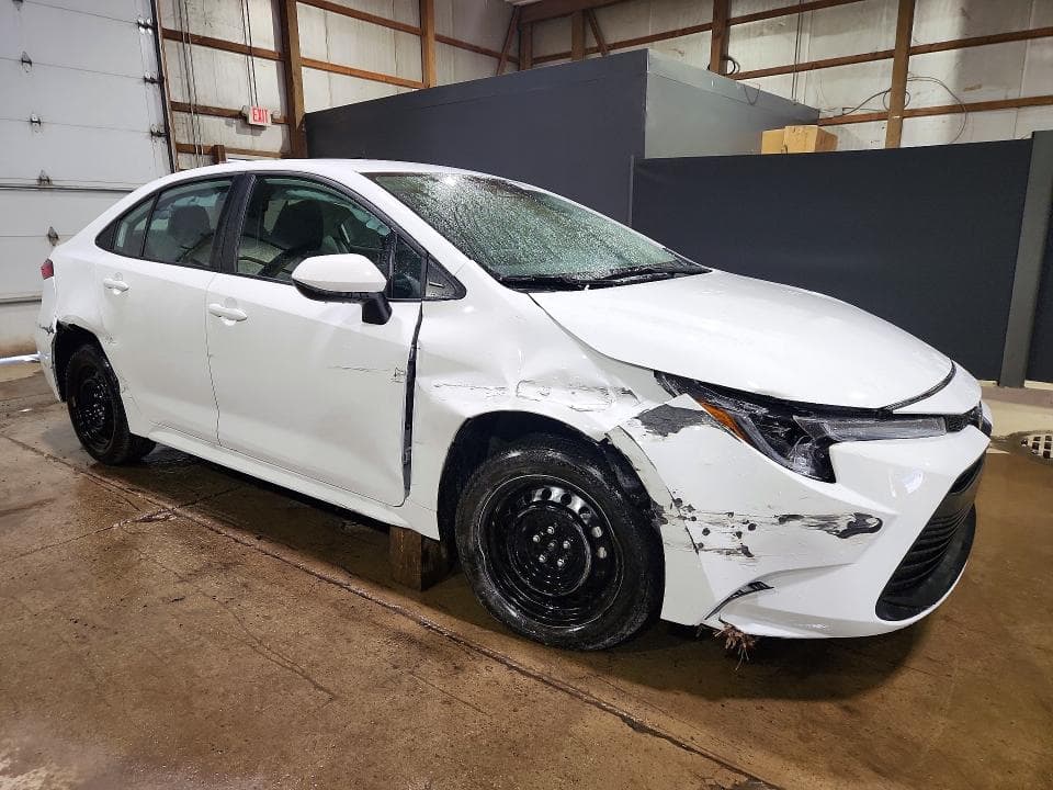 2025 TOYOTA COROLLA LE 4