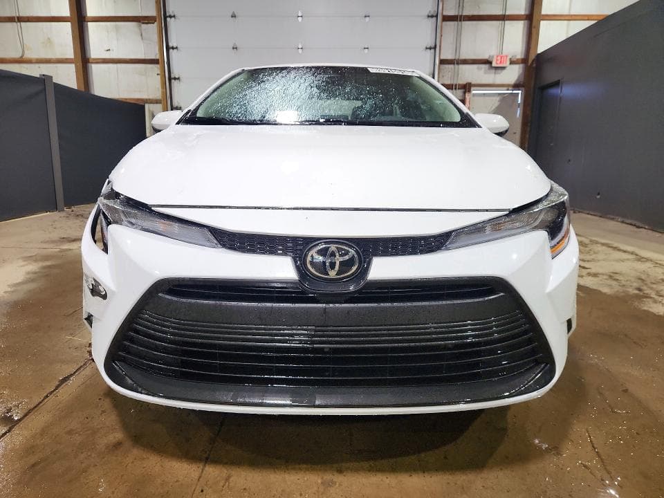 2025 TOYOTA COROLLA LE 5