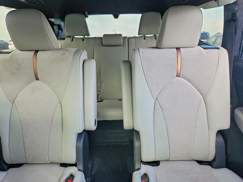 2026 TOYOTA GRAND HIGHLANDER HYBRID MAX PLATINUM 10
