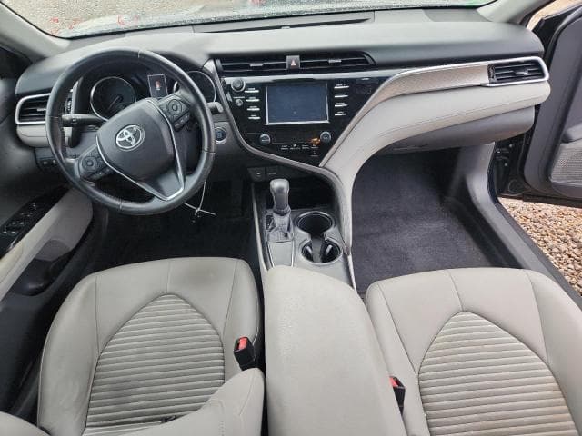 2018 TOYOTA CAMRY SE 8