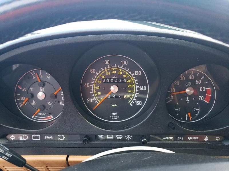 1986 MERCEDES-BENZ 560 SL 9