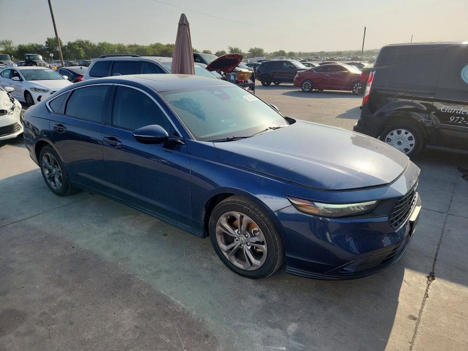 2024 HONDA ACCORD EX 4