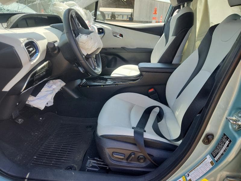 2022 TOYOTA PRIUS LIMITED 7