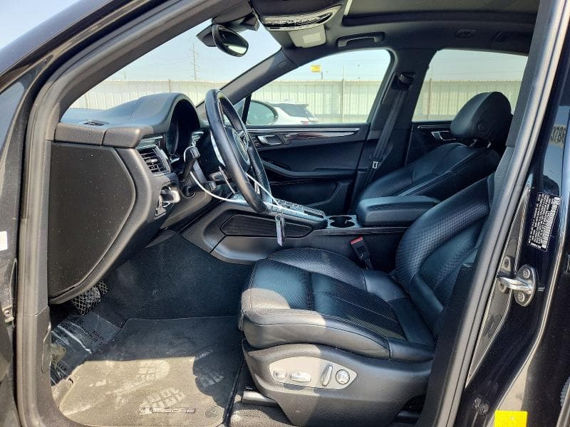 2018 PORSCHE MACAN 7