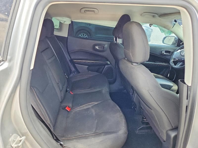 2019 JEEP COMPASS SPORT 10