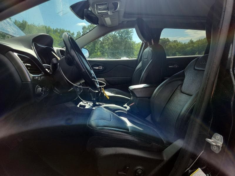 2019 JEEP CHEROKEE LIMITED 7