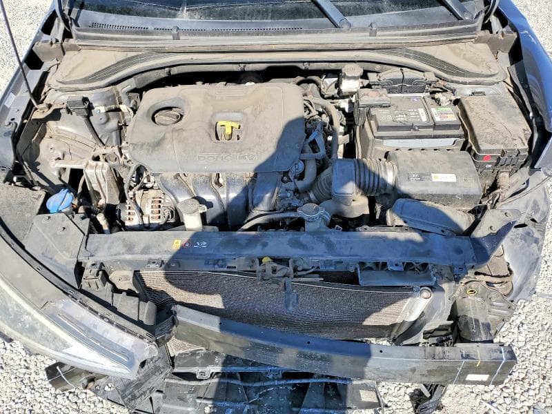 2019 HYUNDAI ELANTRA SE 11