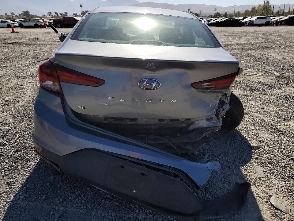 2019 HYUNDAI ELANTRA SE 6
